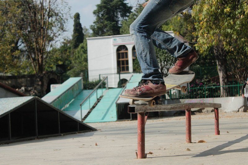skateboarding skateboard person and skate 4k