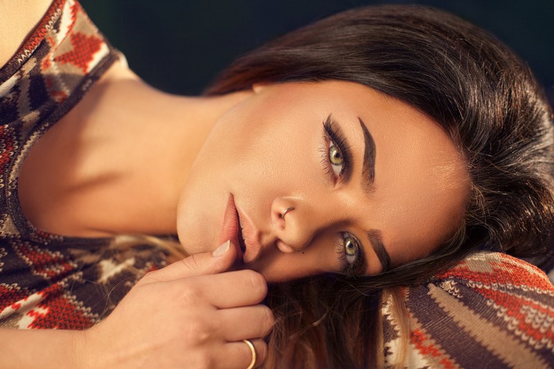 woman eyebrow face and female 4k