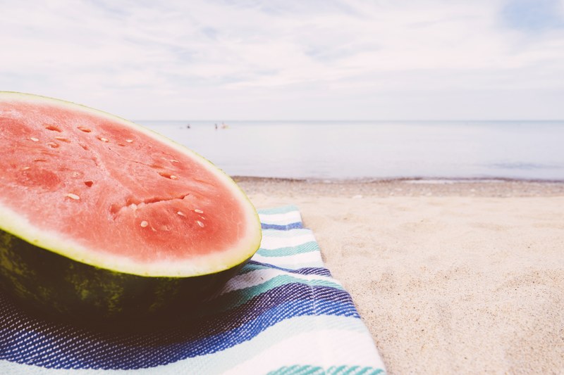 beach vibe summer vibe summer and blanket 4k