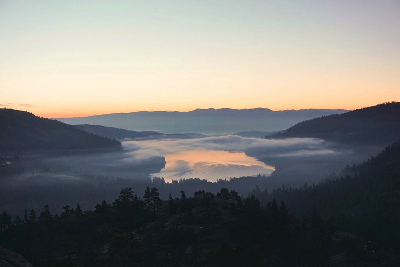 sky donner lake horizon and mountain 4k