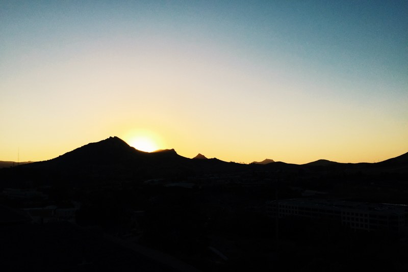 silhouette of san luis obispo mountain range with yellow dawn or dusk sky, silhouette mountain range and yellow sky 4k