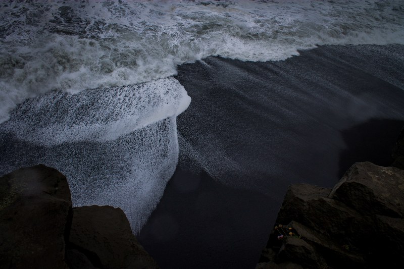 water wafe ocean and foam 4k