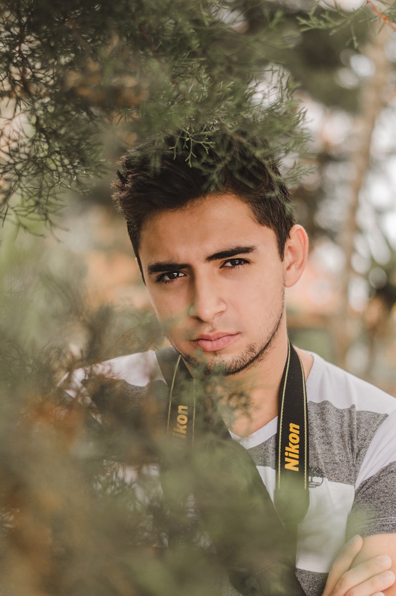 travel with axel 4k