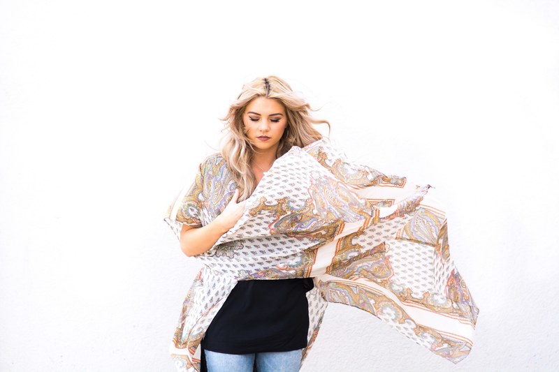 glamour blonde wind and fierce 4k