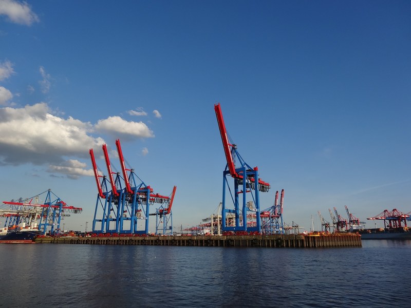 elbe hafen and hamburg 4k