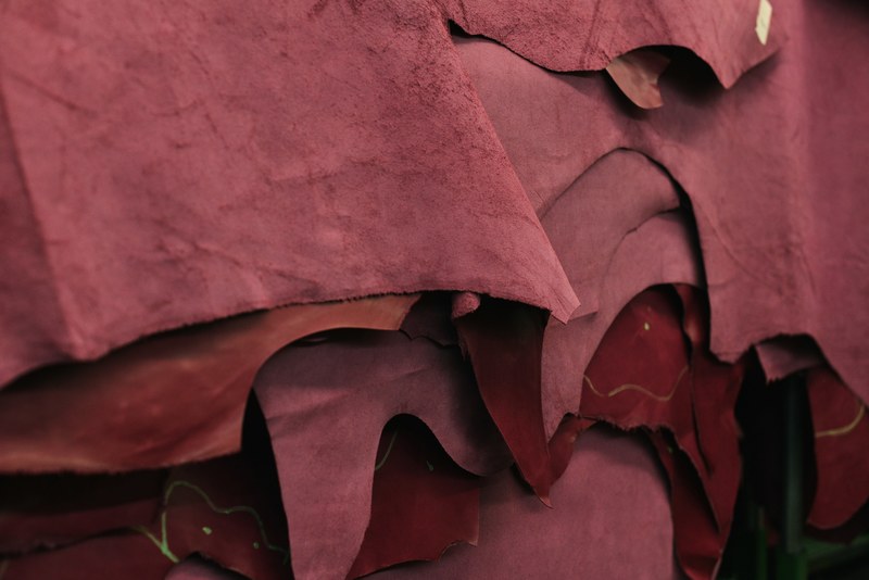 texture hide raw and leather 4k