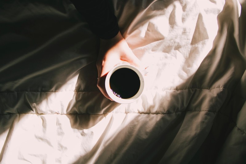 coffee sunlight mug and duvet 4k