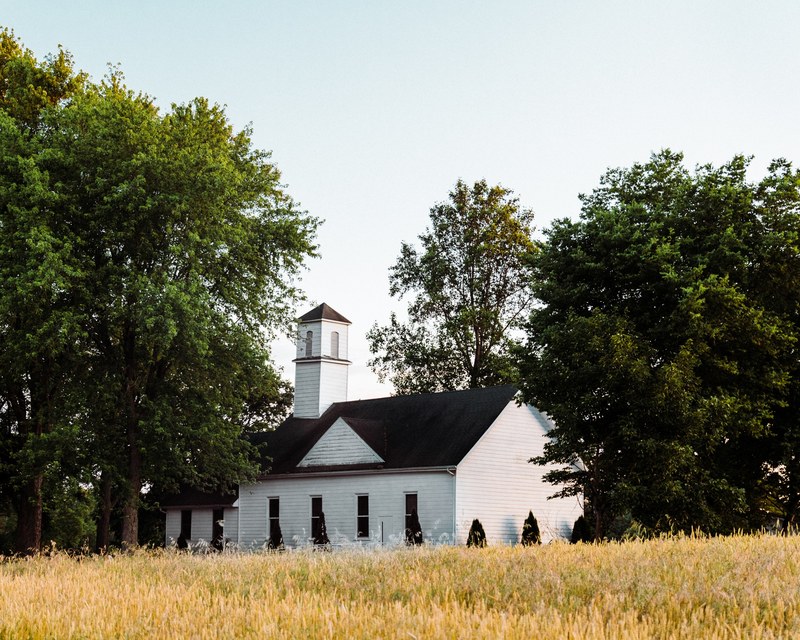 church tree structure and rural 4k