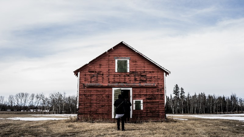 two people in front of a barn on a winters day, barn 4k