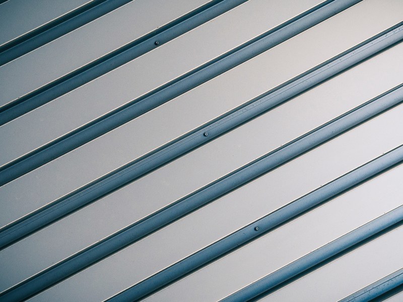 a background consisting of a pattern of metal lines, symmetry 4k