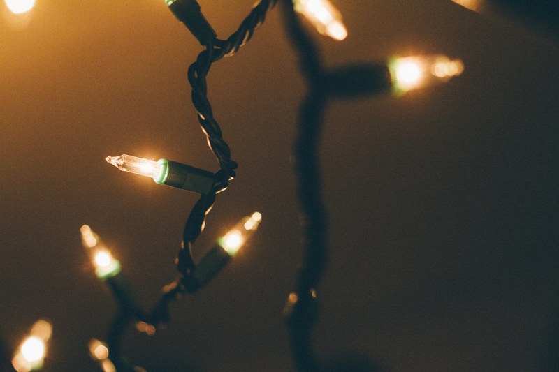 light bulb light christmas tree and christmas light 4k