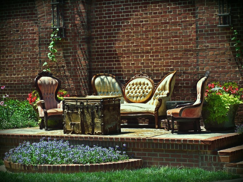 traditional seating wooden and wood 4k
