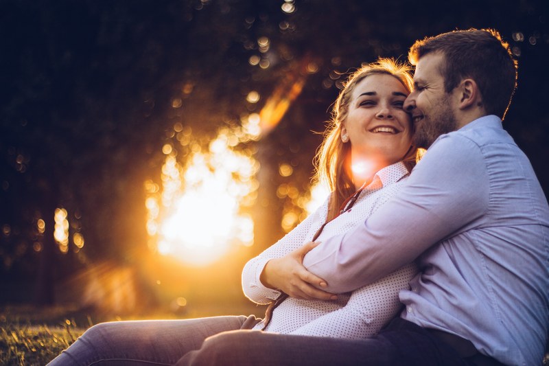 couple together love and sunset 4k