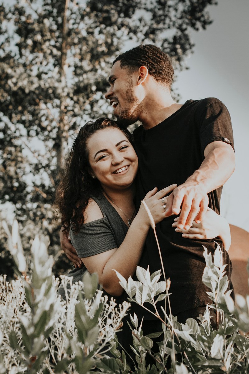 couple smile laughing and laugh hd, 4k