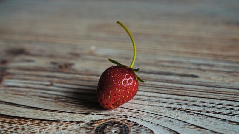 strawberry, berry, ripe, wooden table, 4k