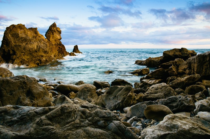 rock cloud water and ocean 4k