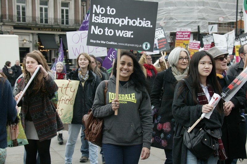 refugees welcome demonstration 4k