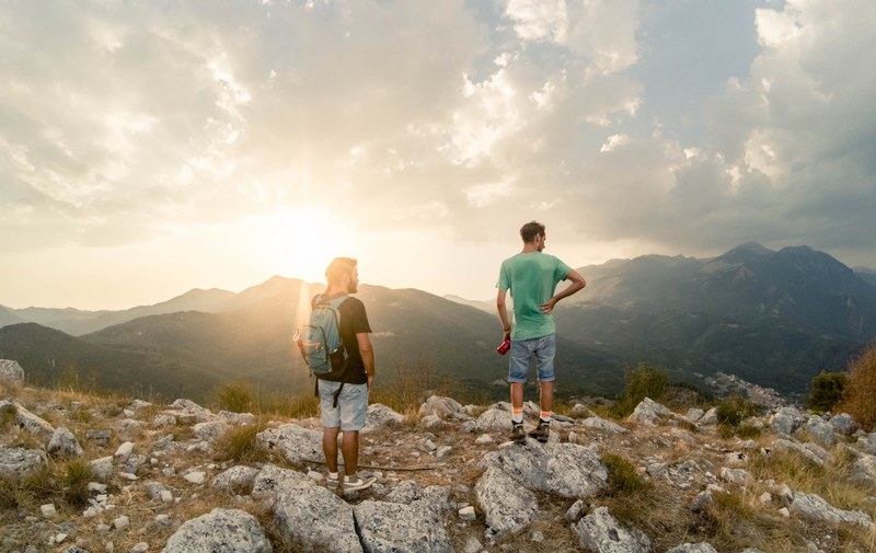 mountain male man and rock 4k
