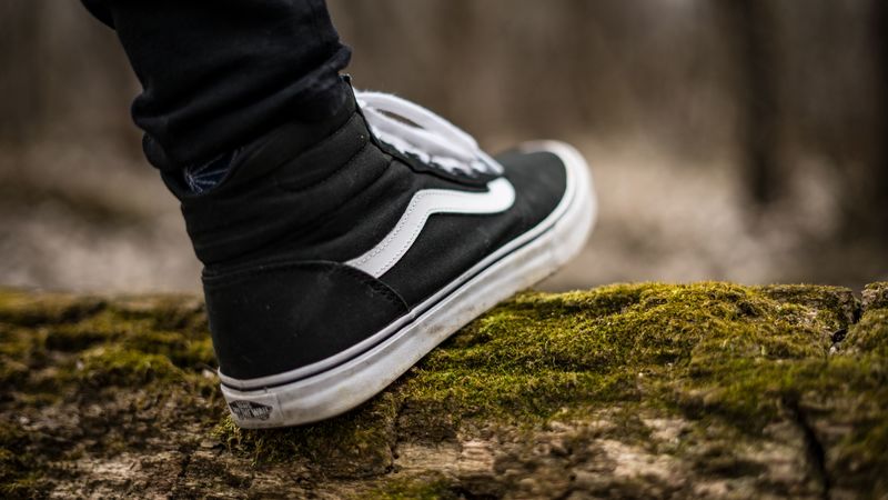 sneakers, shoes, legs, 4k