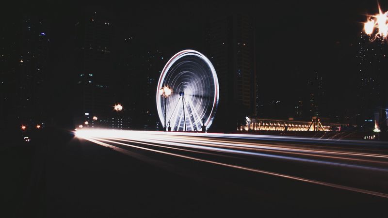 wheel, rotation, city, night, 4k