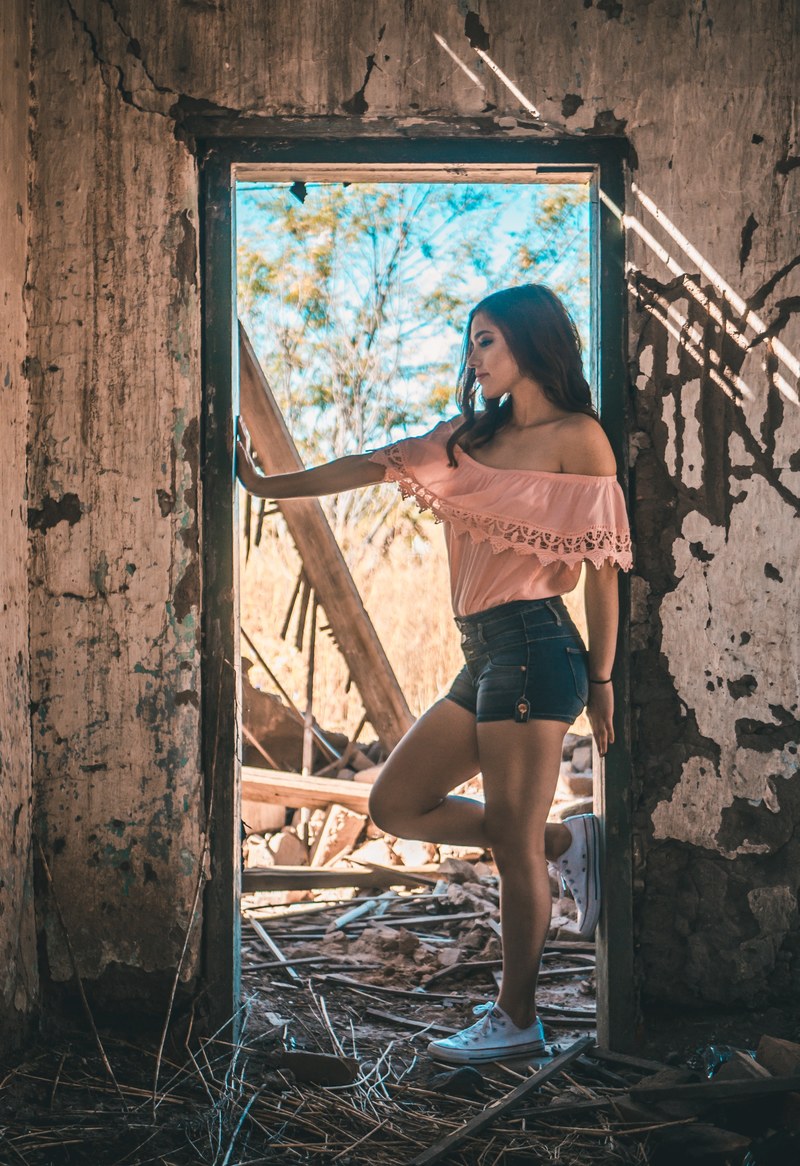 portrait female fashion and brunette hd, 4k