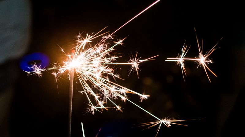 bengal fire, sparkle, sparks, holiday, 4k
