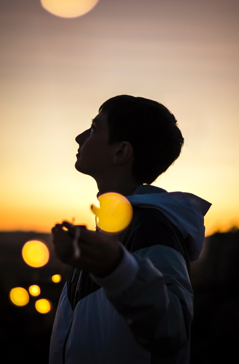 boy male bokeh and sunlight hd, 4k