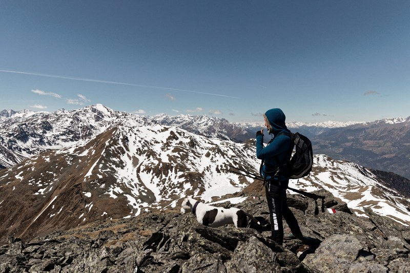 hiking italy alp and snow 4k
