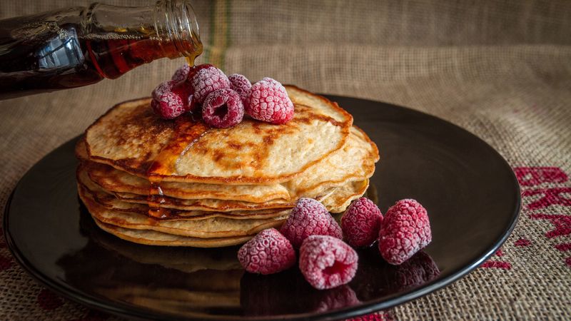 pancakes, raspberries, syrup, breakfast, 4k
