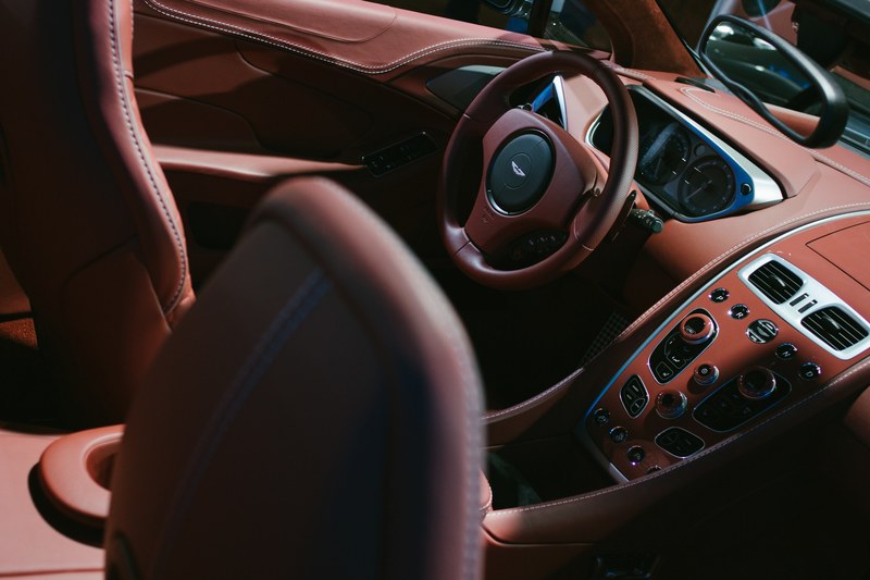 luxury car with red leather interior, luxury car interior 4k