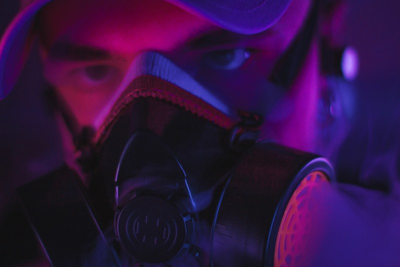 pink purple mask and gas mask 4k