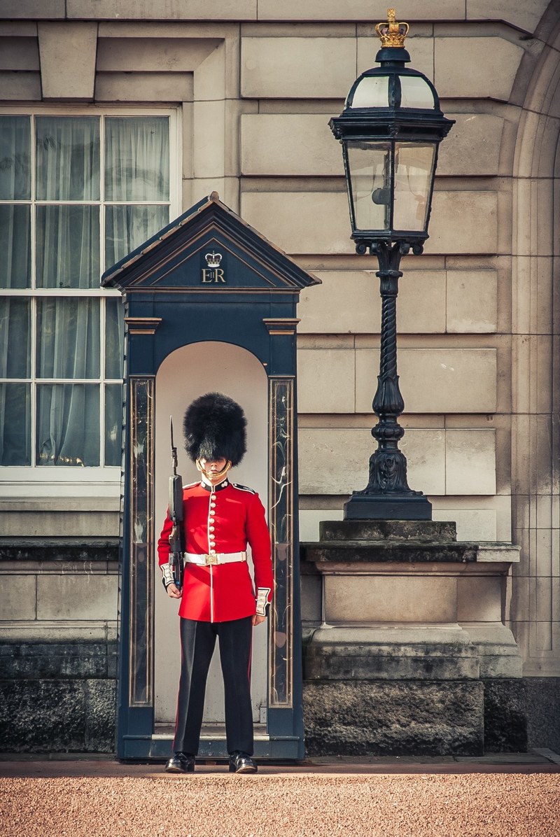 guard buckingham palace london and uk hd, 4k
