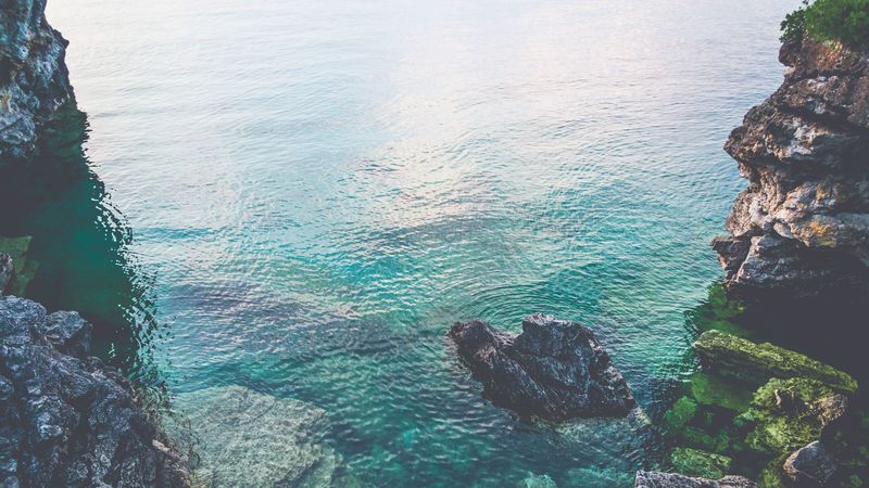 rocks, sea, tobermory, ontario, canada, 4k