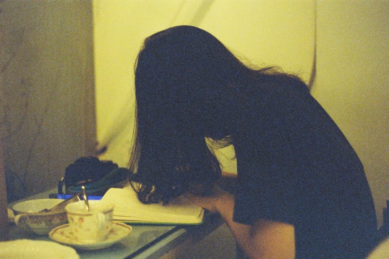 charming hair teatime and writing 4k