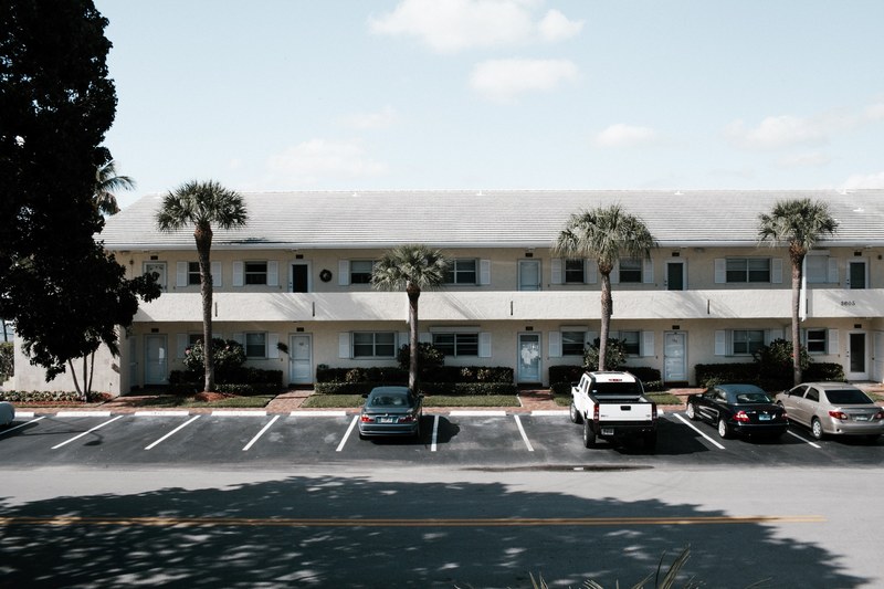 florida condo parking lot 4k