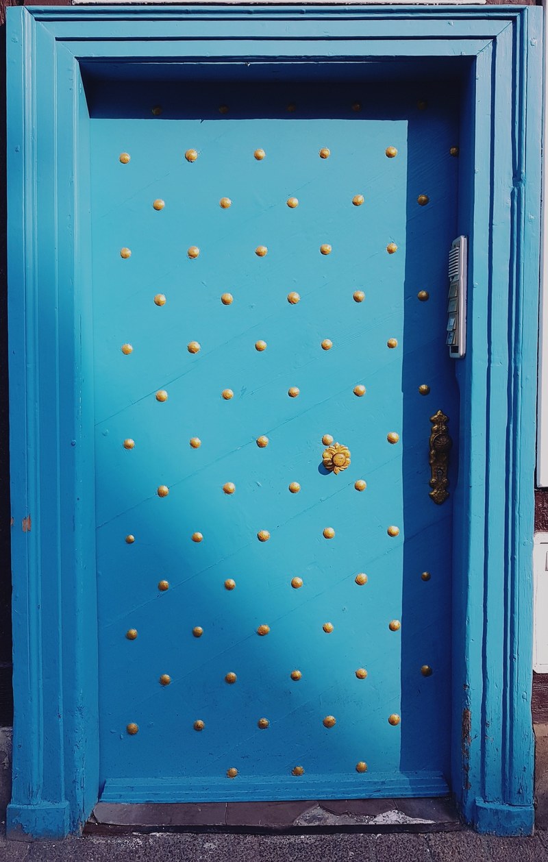 next door 4k