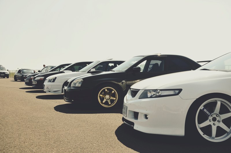 black and white bampw evo and subaru 4k