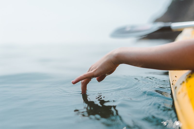 touch dip touching water and dipping finger in water 4k