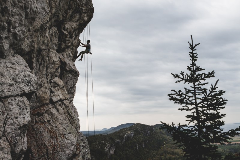 rock climbing bouldering mountaineering and ropes 4k