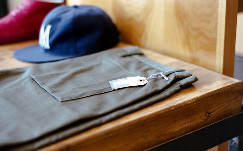 mens hat and pants on a shelf, _male hat pants 4k
