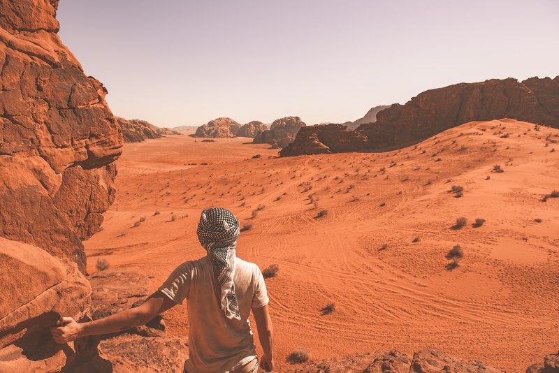 hot hikes through the desert mountains of wadi rum village, desert exploration 4k