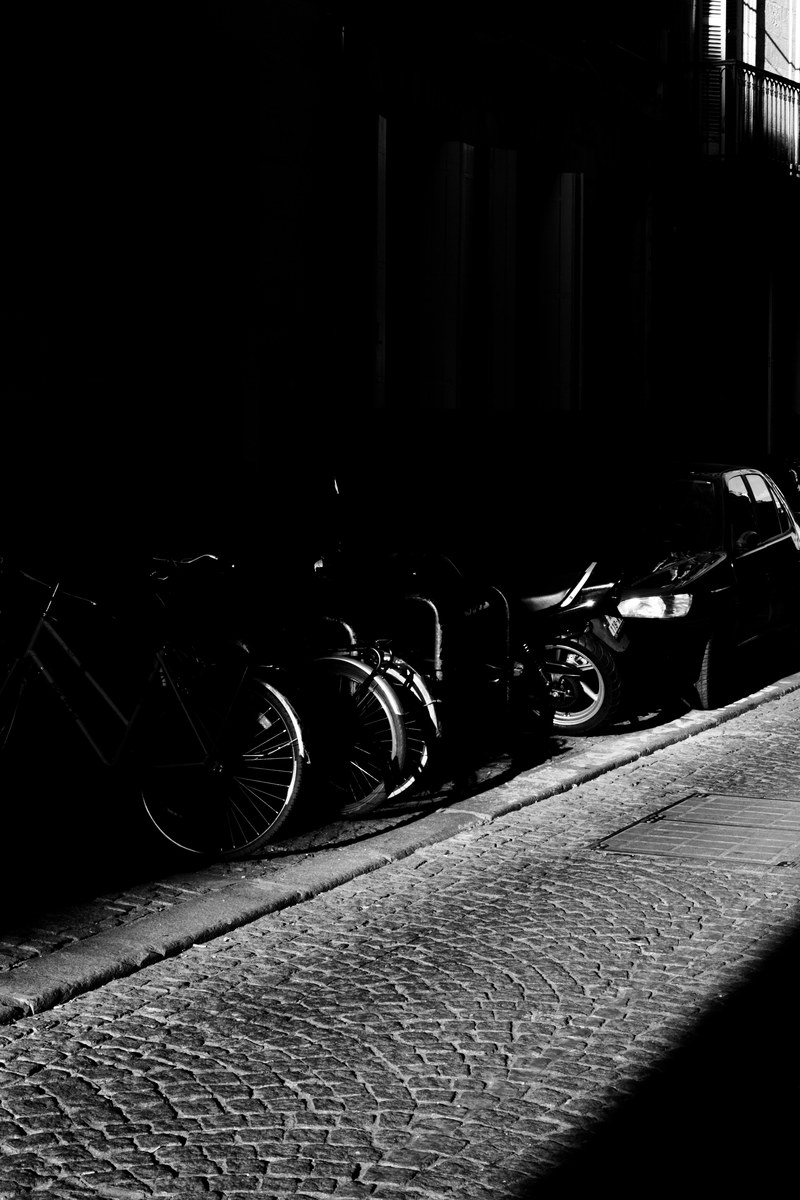 bike bicycle pavement and dark hd, 4k