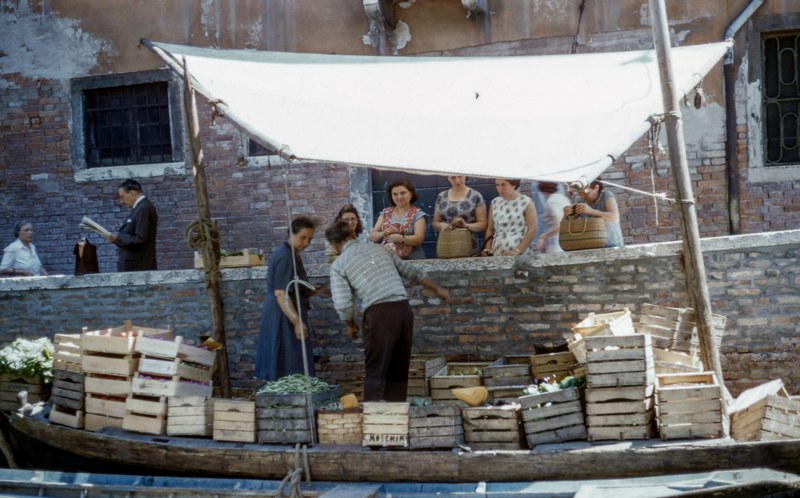 several customers near a vegetable stall on a boat, vegetable boat stall 4k