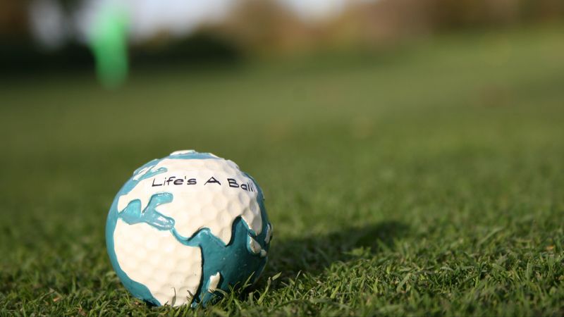 golf, ball, grass, 4k