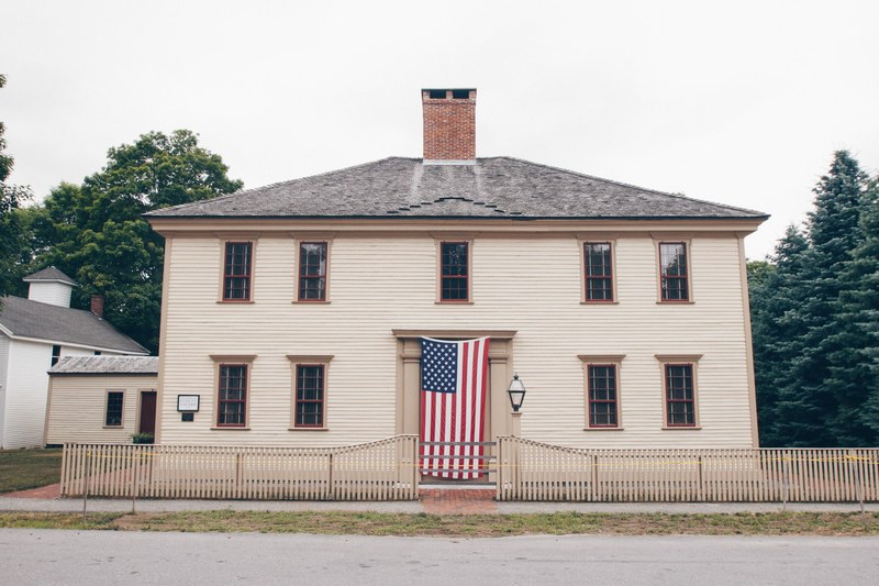 new england chimney fence and historical 4k