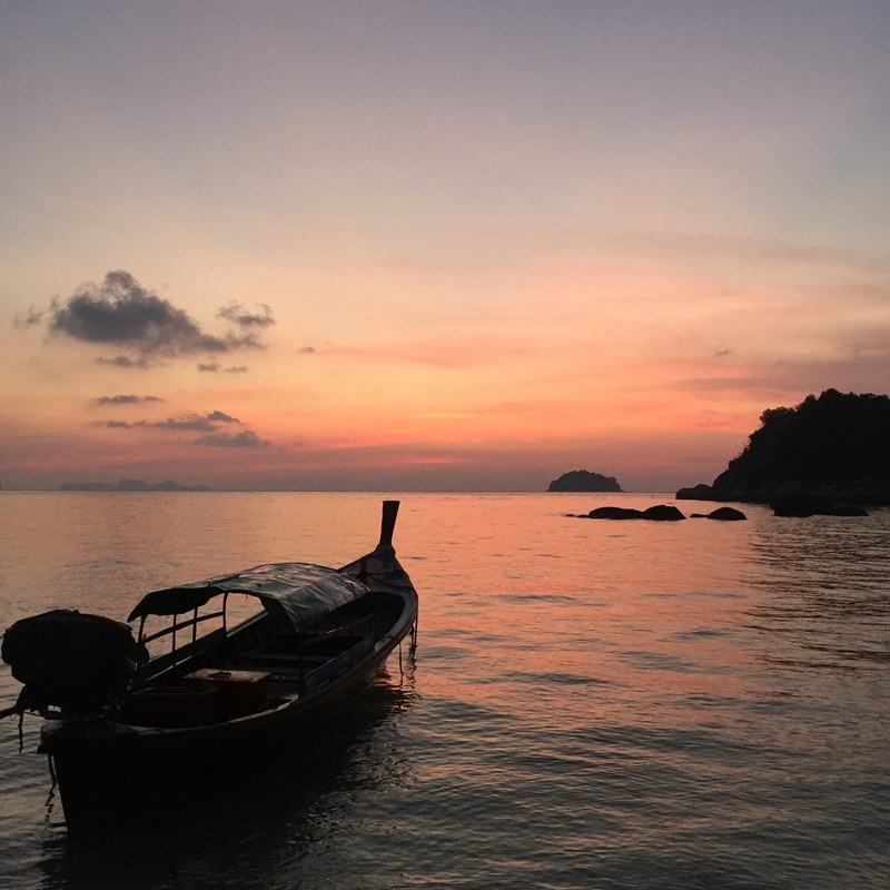 thai sunset on the beach 4k