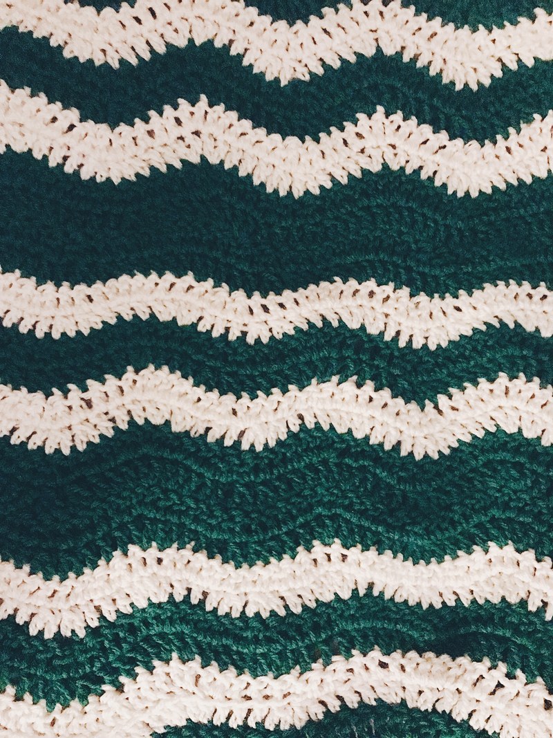 crocheting ripples 4k