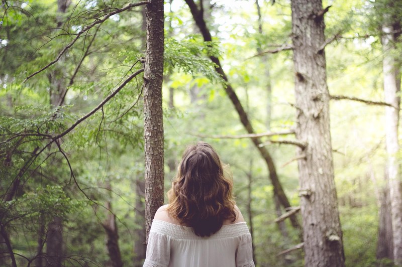 wandering girl 4k