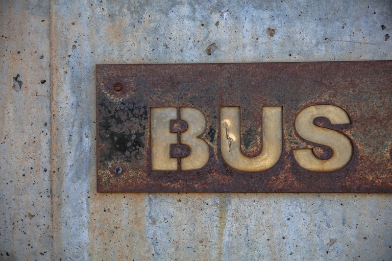 sign vintage metal and rusty 4k
