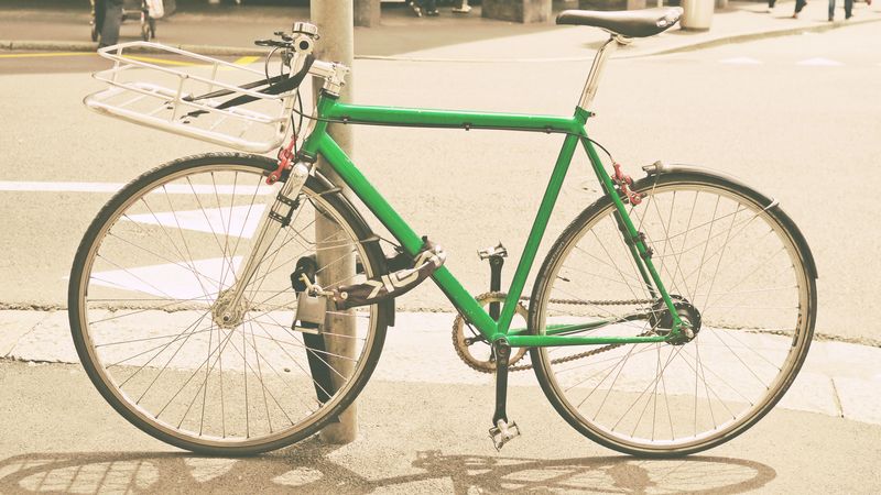 bicycle, street, post, 4k